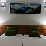 Turisticos Lindomar Hotel apartamentowy