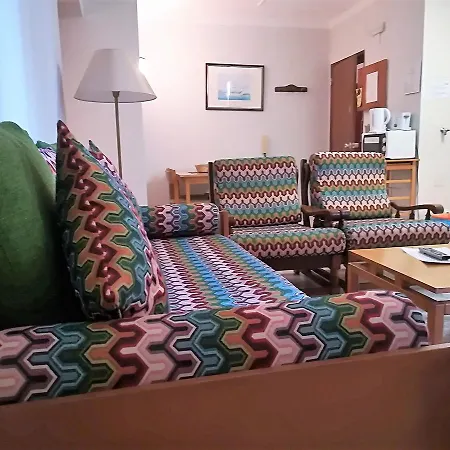 Turisticos Lindomar 4* Armação de Pêra