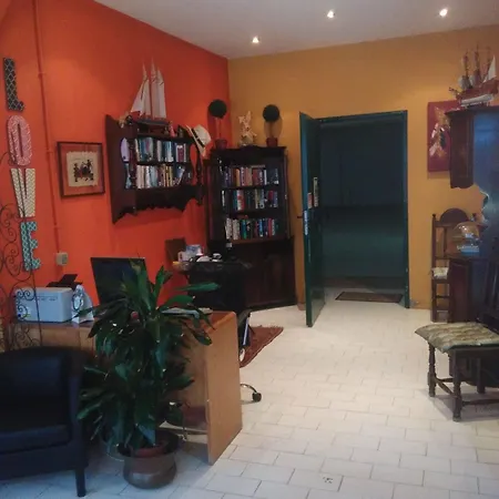 Turisticos Lindomar Aparthotel Armacao de Pera