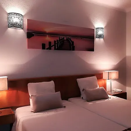 Lejlighedshotel Turisticos Lindomar