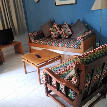 Turisticos Lindomar Aparthotel