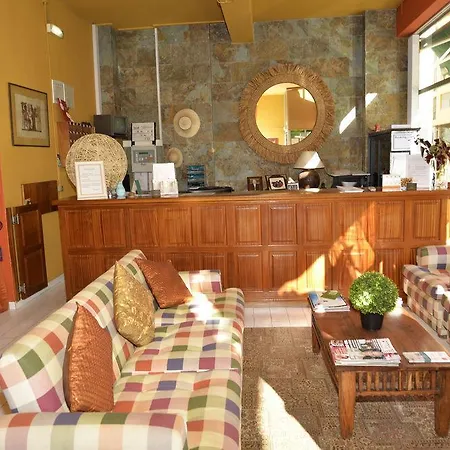 Turisticos Lindomar アパートホテル