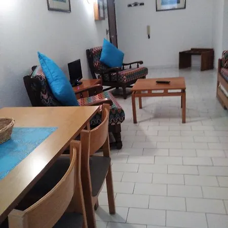 Turisticos Lindomar Apartmanhotel